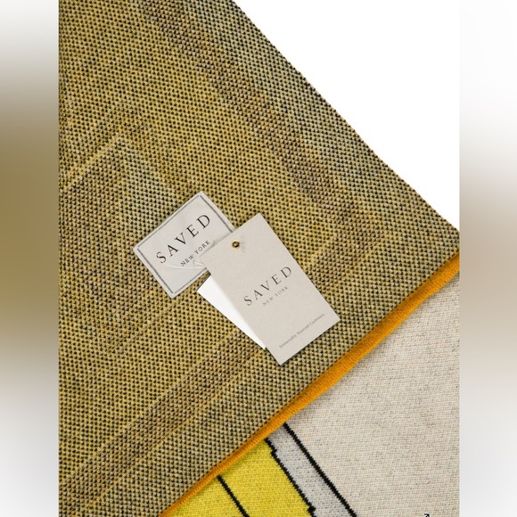 NWT•SAVED NY x Damien Nicolas Roux Cashmere Sunburst Throw
Full price online!!! - Picture 3 of 4